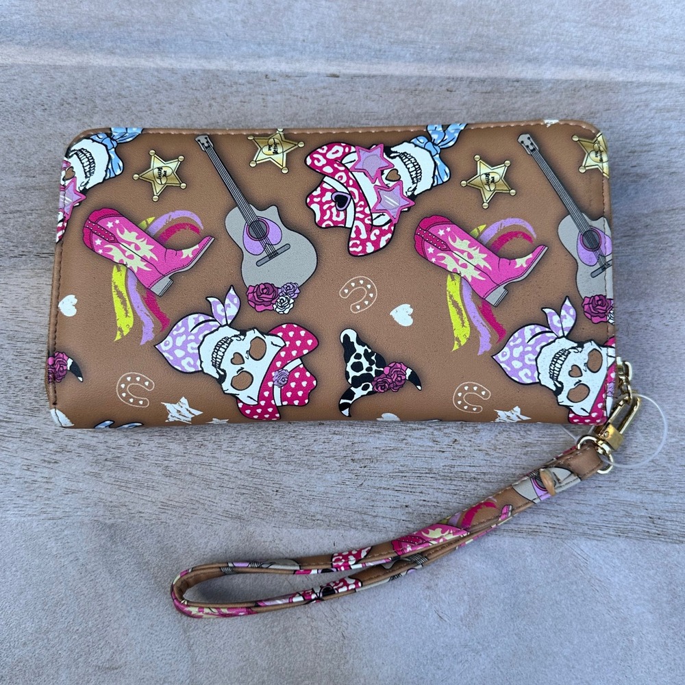 Betsey Johnson Western Cowgirl Skull Wristlet Wallet Tan Pink Gold Tone Zip - Picture 11 of 16